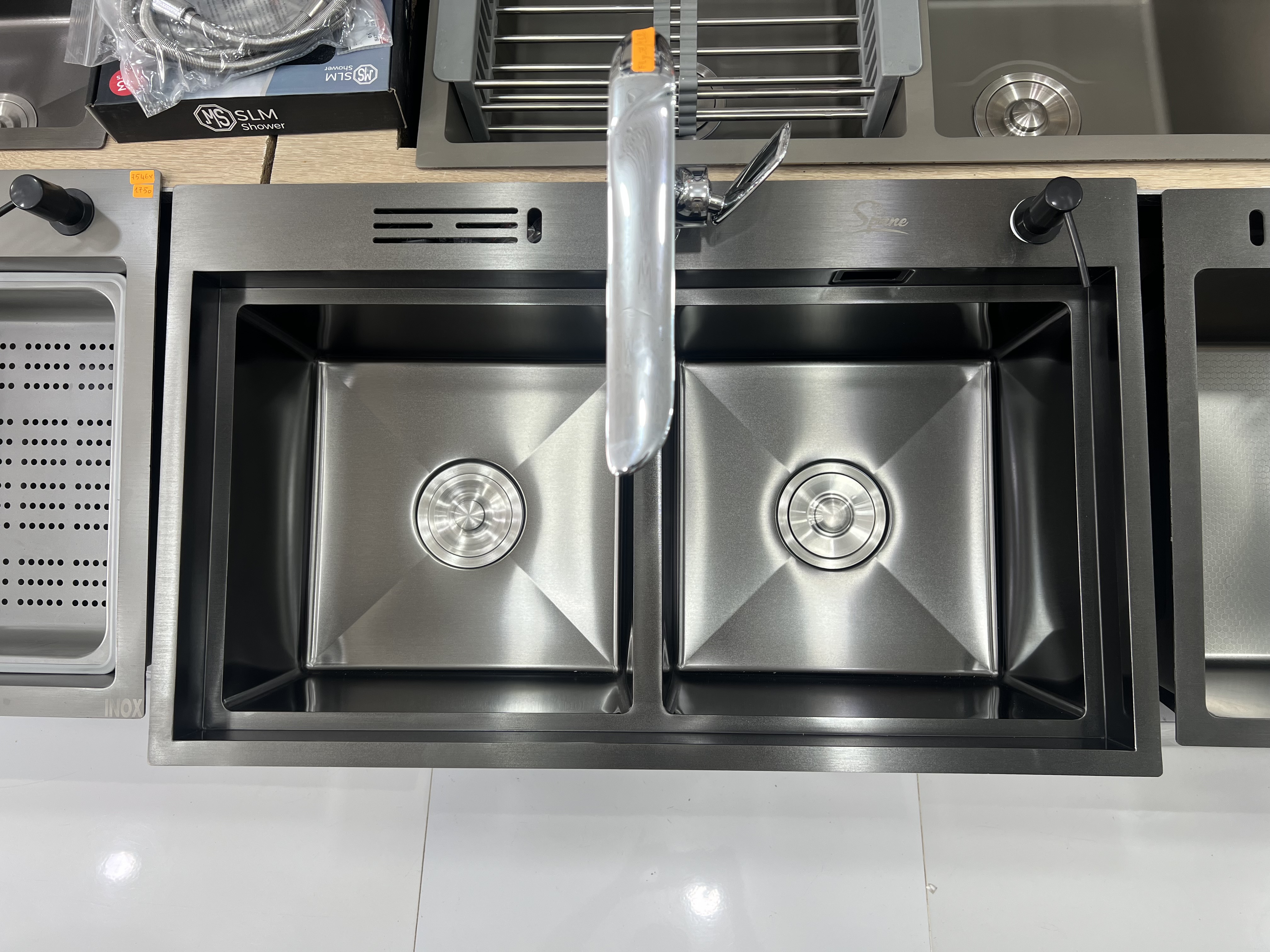 حوض مطبخ SPANE مزدوج من INOX – تصميم فاخر وعصري